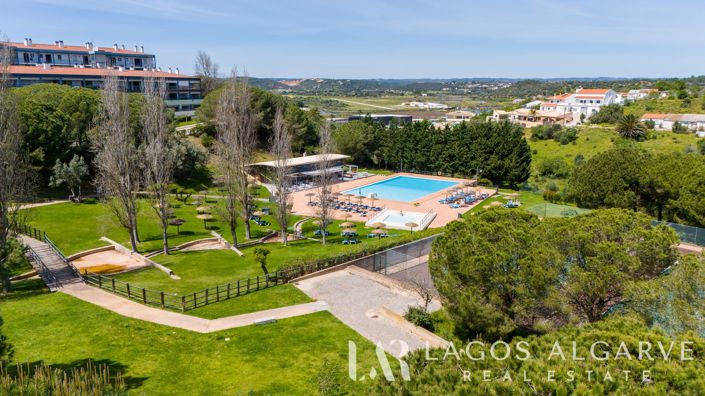 Image No.27-3 Bed Apartment for sale