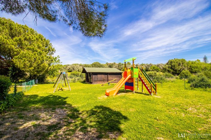 Image No.27-3 Bed Apartment for sale