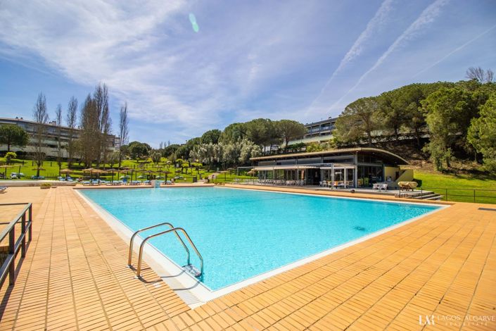 Image No.32-3 Bed Apartment for sale