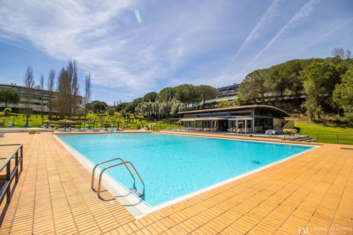 Image No.33-3 Bed Apartment for sale