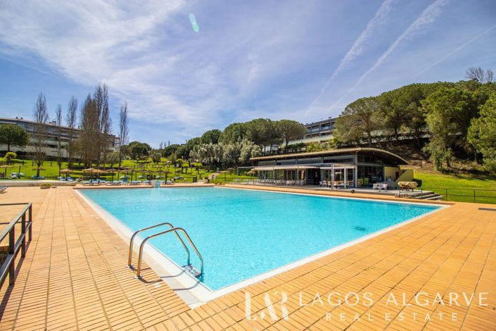 Image No.33-3 Bed Apartment for sale