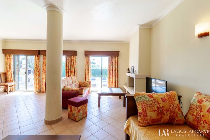 Image No.10-5 Bed Villa for sale