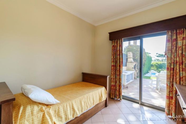 Image No.17-5 Bed Villa for sale