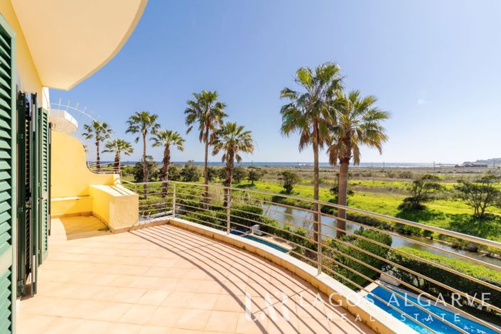 Image No.26-5 Bed Villa for sale