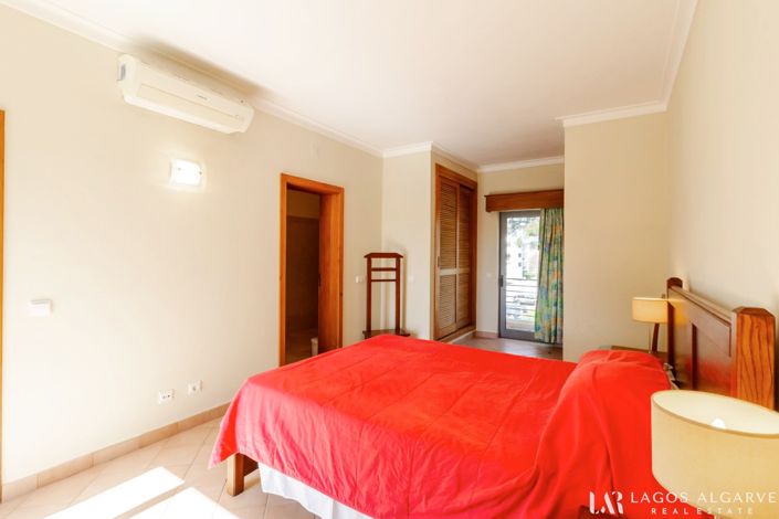 Image No.32-5 Bed Villa for sale
