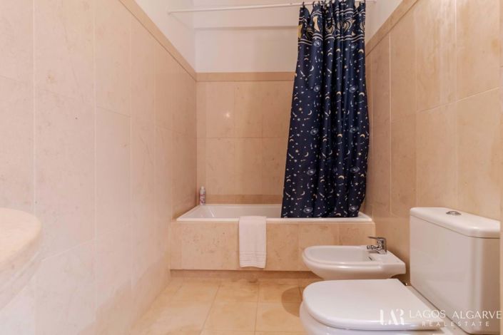 Image No.37-5 Bed Villa for sale