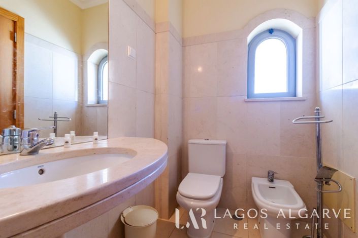 Image No.41-5 Bed Villa for sale
