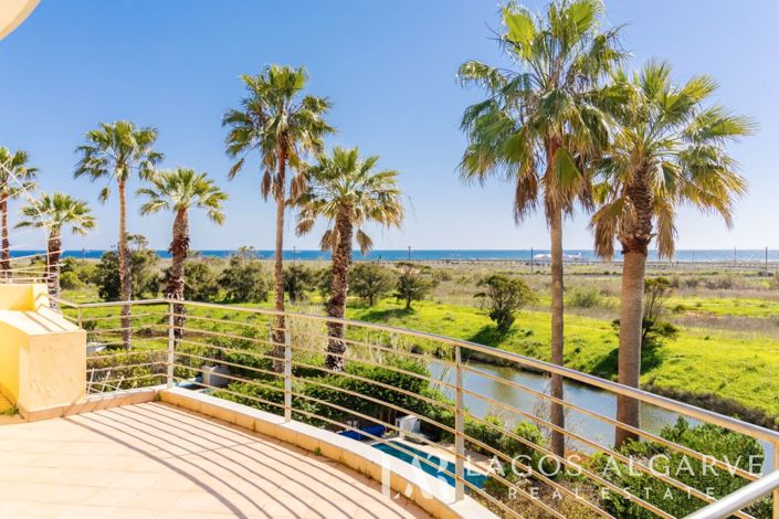 Image No.6-5 Bed Villa for sale