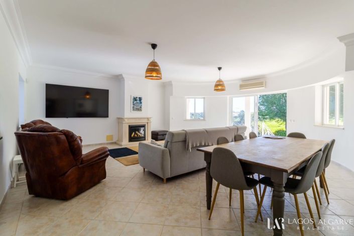 Image No.7-4 Bed Villa for sale