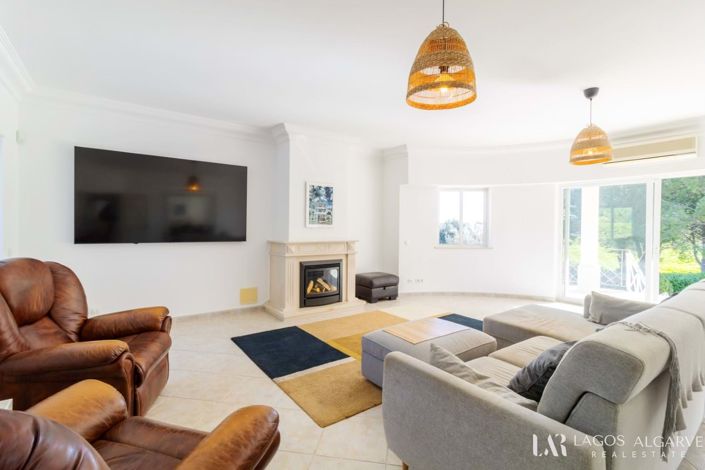 Image No.9-4 Bed Villa for sale