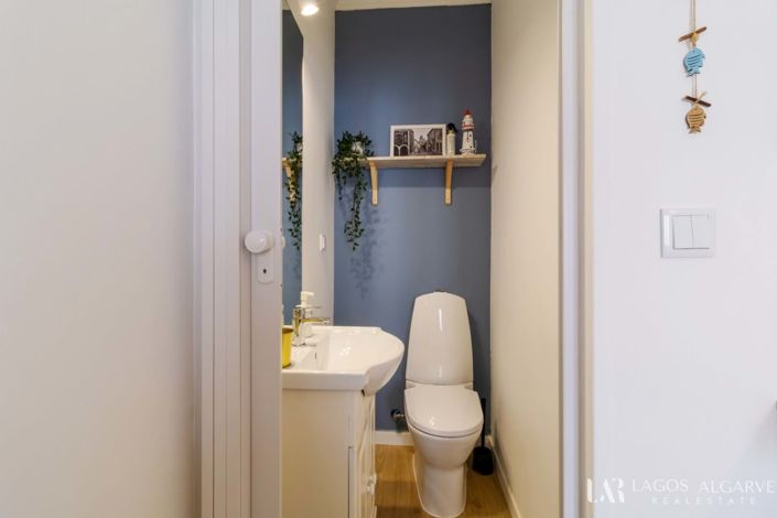 Image No.14-1 Bed Townhouse for sale