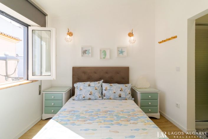 Image No.16-1 Bed Townhouse for sale