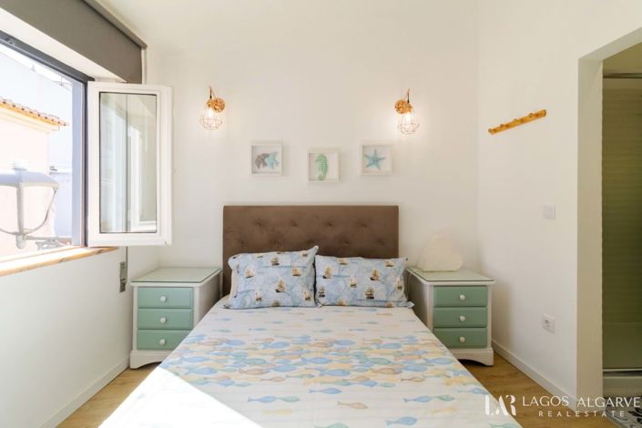 Image No.16-1 Bed Townhouse for sale