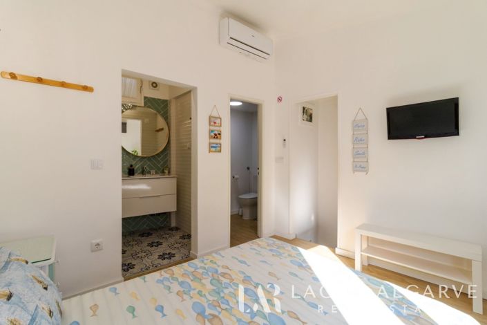 Image No.17-1 Bed Townhouse for sale