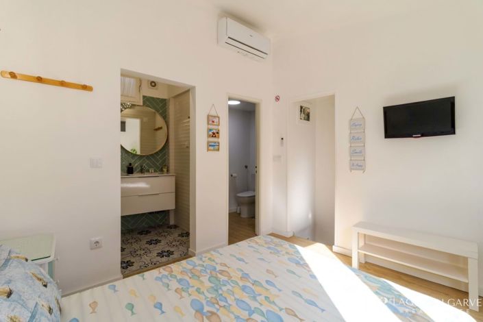 Image No.17-1 Bed Townhouse for sale