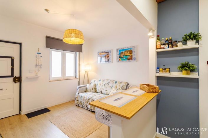 Image No.5-1 Bed Townhouse for sale