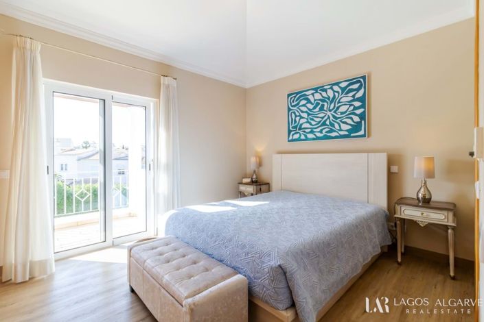 Image No.13-3 Bed Villa for sale