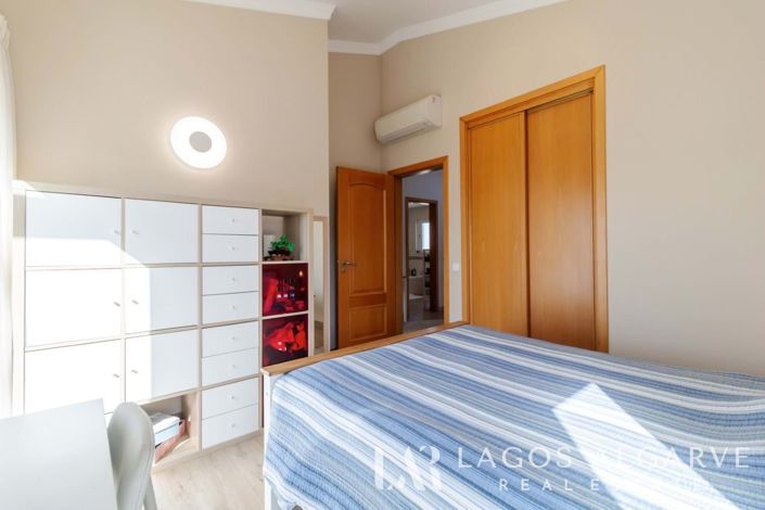 Image No.30-3 Bed Villa for sale
