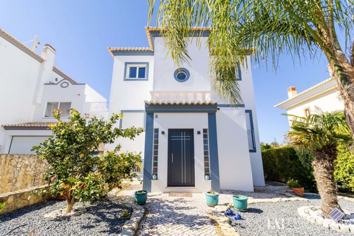 Image No.4-3 Bed Villa for sale