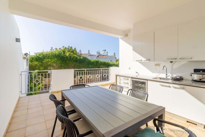 Image No.7-3 Bed Villa for sale