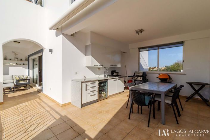 Image No.8-3 Bed Villa for sale