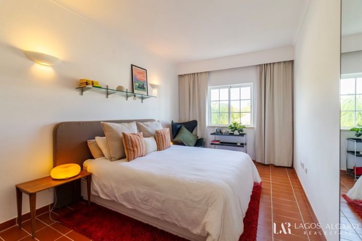 Image No.19-2 Bed Apartment for sale