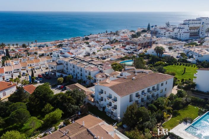 Image No.28-2 Bed Apartment for sale