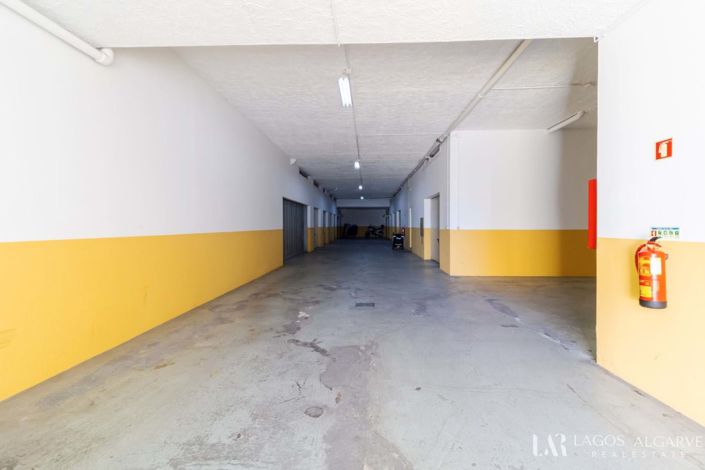 Image No.27-3 Bed Apartment for sale