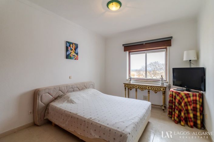 Image No.19-2 Bed Apartment for sale