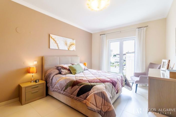 Image No.13-3 Bed Apartment for sale