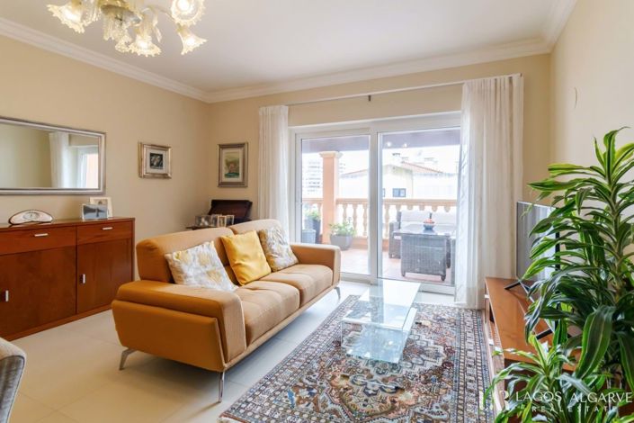 Image No.9-3 Bed Apartment for sale