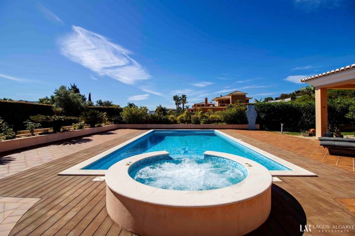 Image No.32-4 Bed Villa for sale