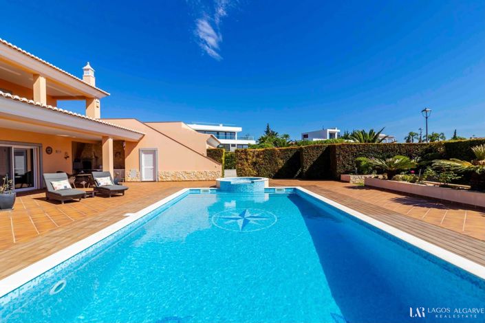 Image No.33-4 Bed Villa for sale