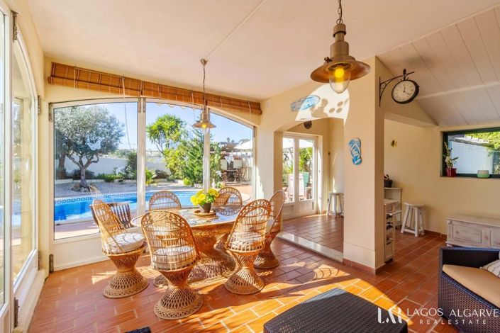 Image No.19-3 Bed Villa for sale