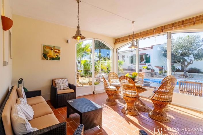 Image No.3-3 Bed Villa for sale