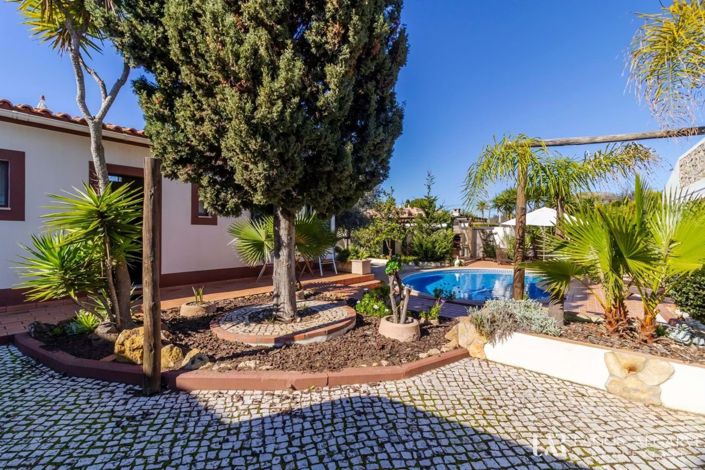 Image No.34-3 Bed Villa for sale