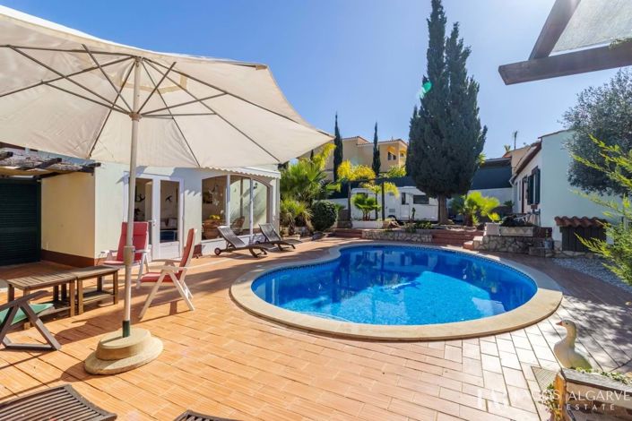 Image No.40-3 Bed Villa for sale