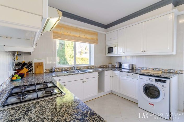 Image No.13-Villa de 4 chambres à vendre à Lagos