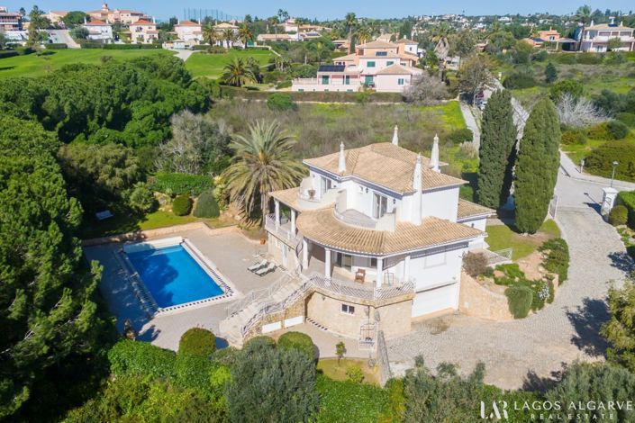 Image No.3-4 Bed Villa for sale