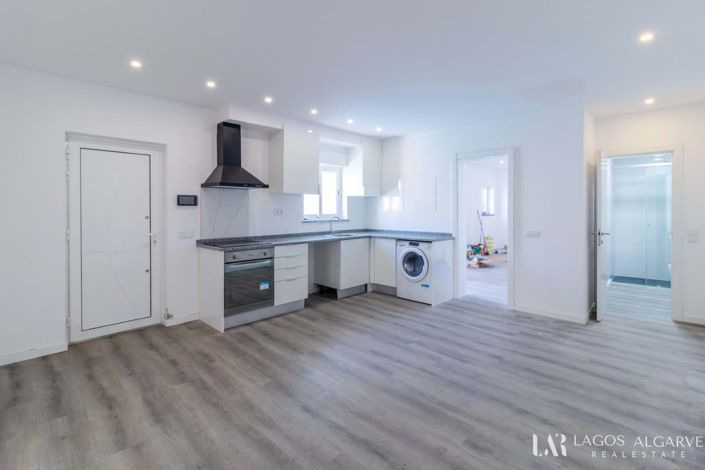 Image No.12-2 Bed Apartment for sale