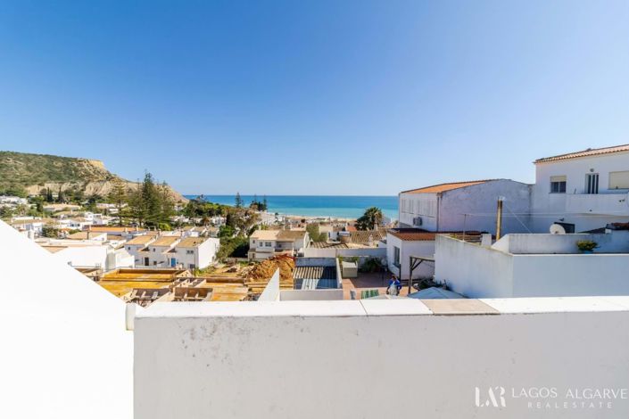 Image No.21-2 Bed Apartment for sale