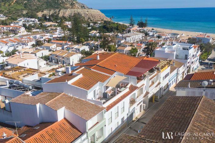 Image No.23-2 Bed Apartment for sale