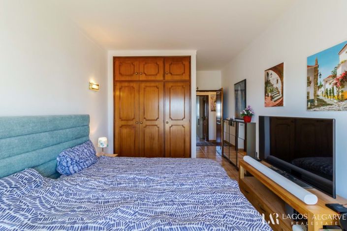 Image No.16-2 Bed Apartment for sale