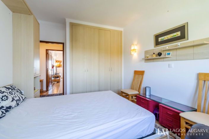 Image No.19-2 Bed Apartment for sale