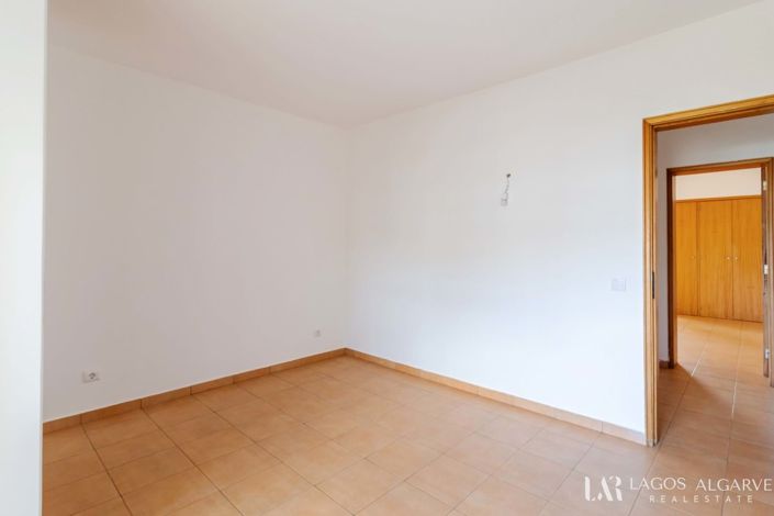 Image No.16-3 Bed Apartment for sale