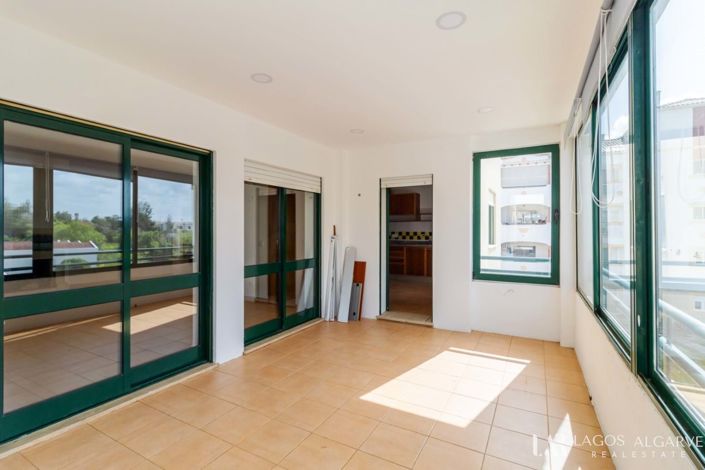 Image No.8-3 Bed Apartment for sale