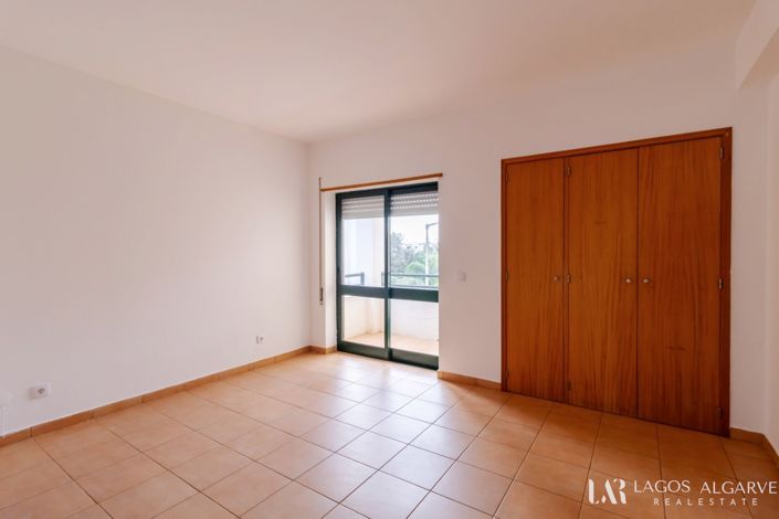 Image No.9-3 Bed Apartment for sale