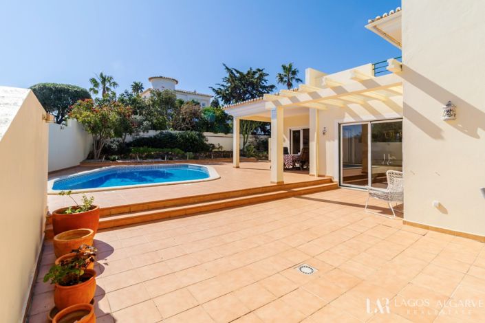 Image No.8-Villa de 3 chambres à vendre à Lagos