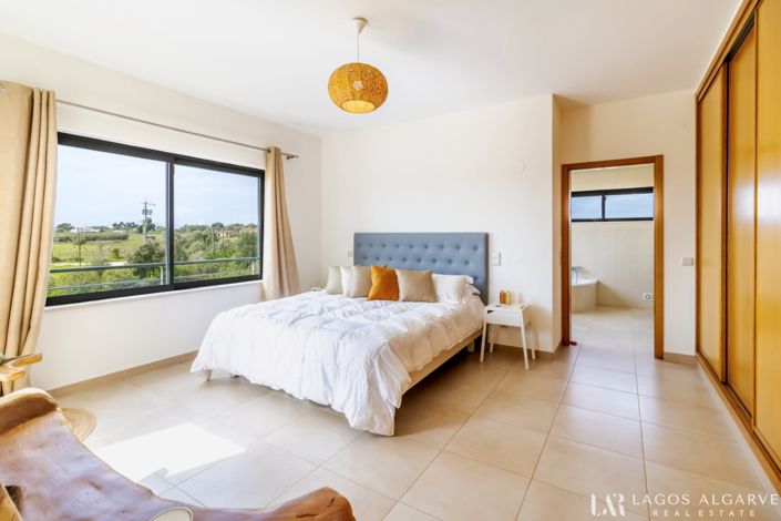 Image No.23-4 Bed Villa for sale