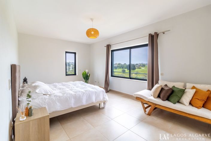 Image No.27-4 Bed Villa for sale